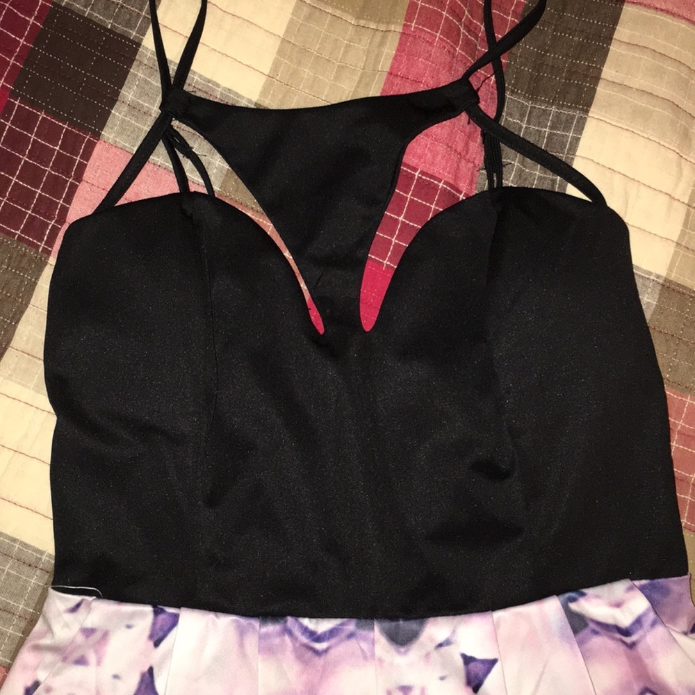 Romper - Picture 3 of 5